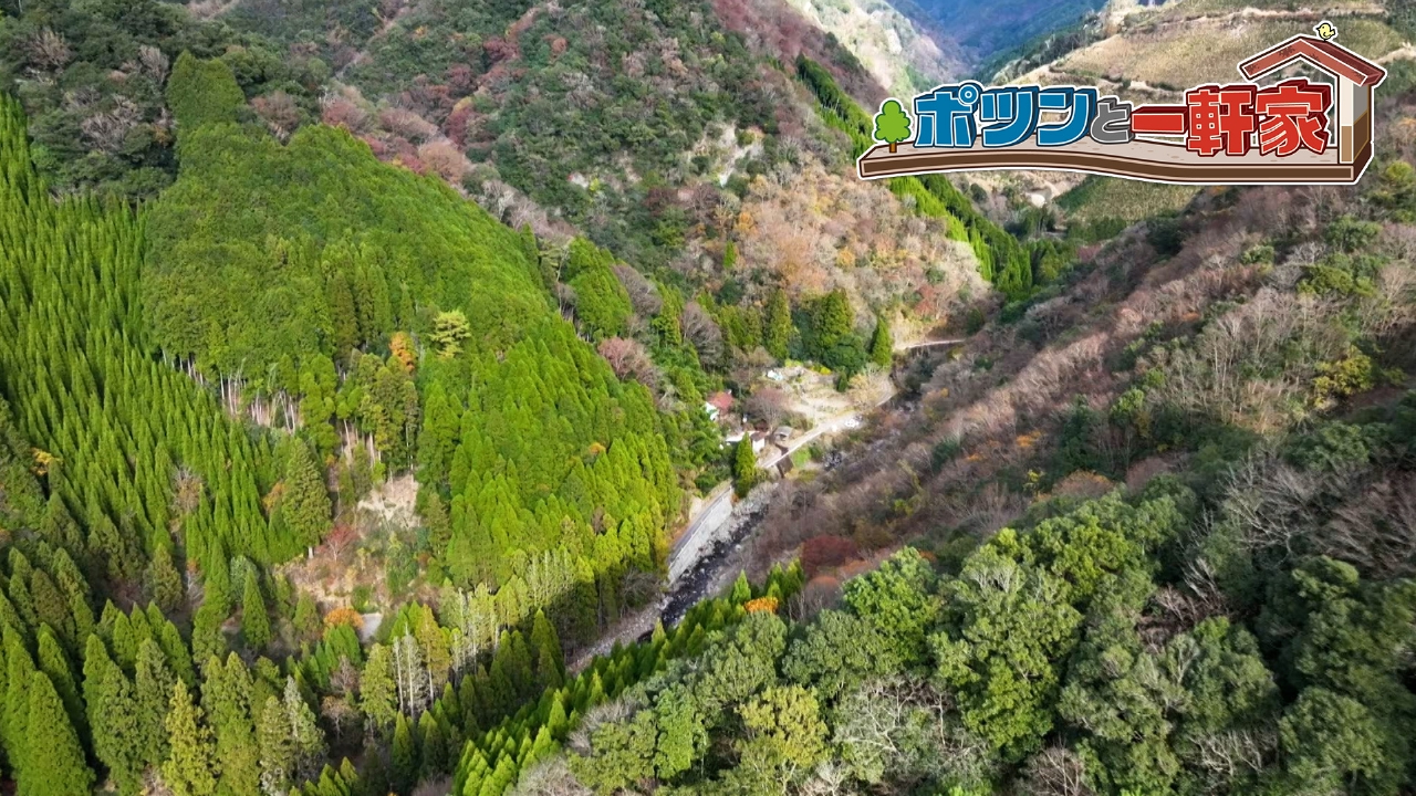 戦後最大級の洪水被害に遭い、4年間の仮設住宅での生活を余儀なくされた男性が、山深い生家へと戻った想いとは――？